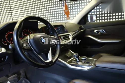 بي ام دبليو 320 2020 أسود مستعملة للبيع - 3