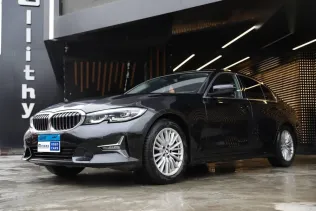 بي ام دبليو 320 2020 أسود مستعملة للبيع