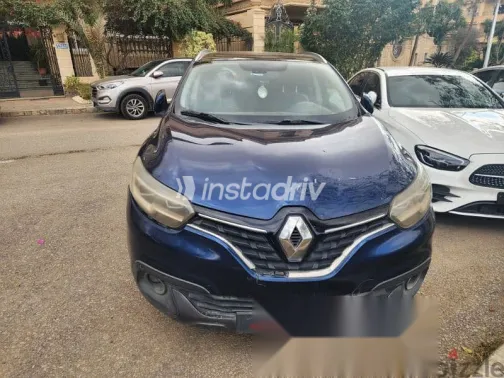 رينو كادجار 2018 أزرق غامق مستعملة للبيع - 2