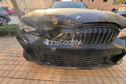 BMW 320 2024 White Used for Sale - 1