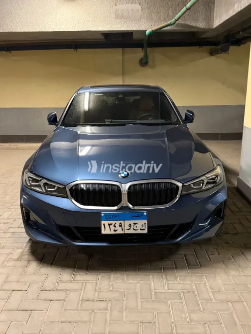 بي ام دبليو 320 2025 أبيض مستعملة للبيع - 1