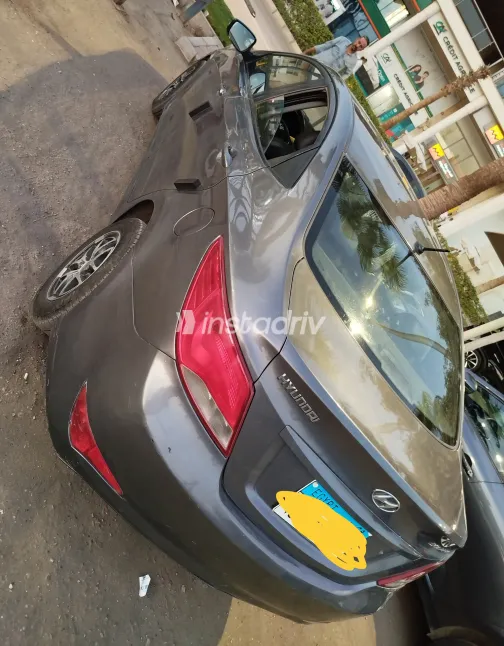 Hyundai Solaris 2017 White Used for Sale - 3