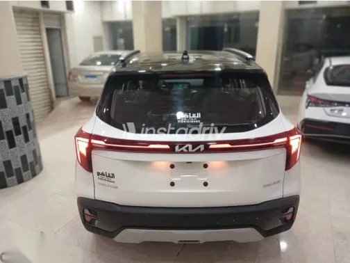 كيا سيلتوس 2025 أبيض جديدة للبيع - 9