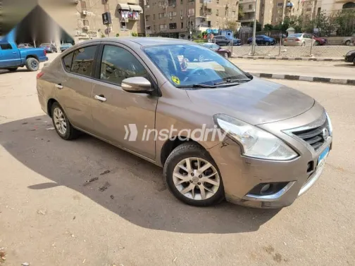 Nissan Sunny 2021 Gold Used for Sale - 1