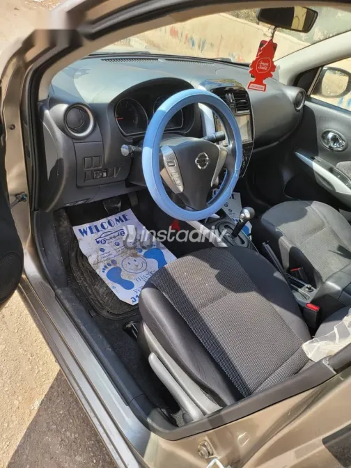 Nissan Sunny 2021 Gold Used for Sale - 2