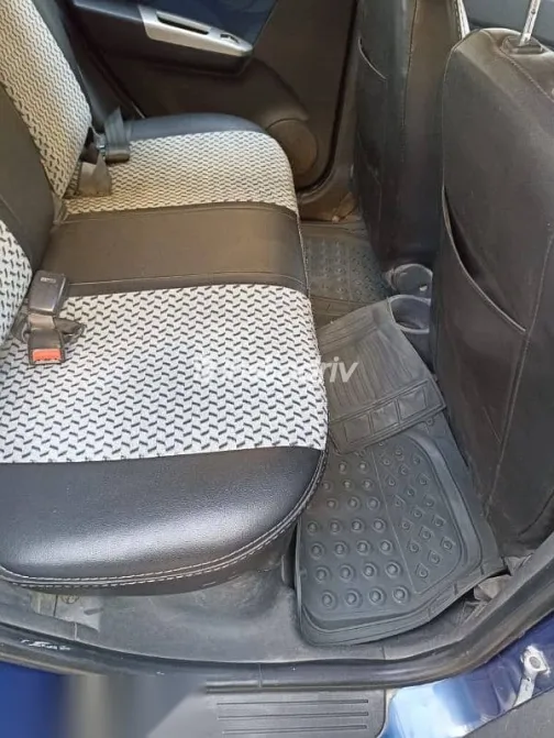 هيونداي جيتز 2008 أزرق غامق مستعملة للبيع - 6