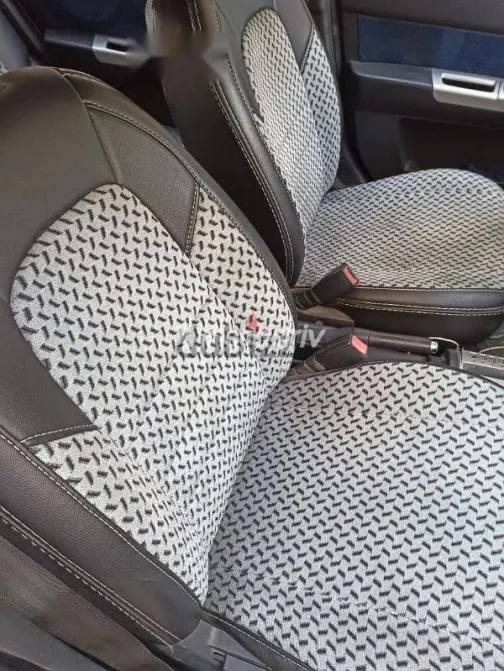 هيونداي جيتز 2008 أزرق غامق مستعملة للبيع - 9