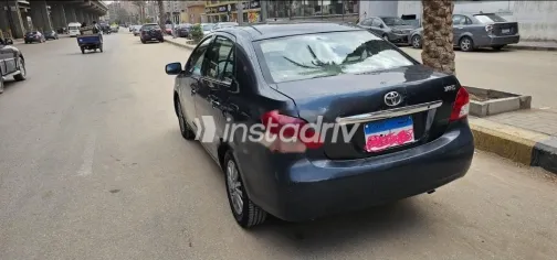 تويوتا ياريس 2009 رمادي غامق مستعملة للبيع - 5