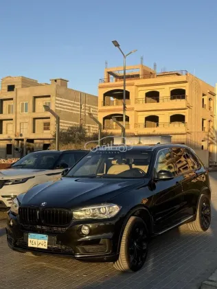بي ام دبليو X5 2017 أبيض مستعملة للبيع