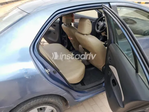 تويوتا ياريس 2008 سماوي مستعملة للبيع - 2