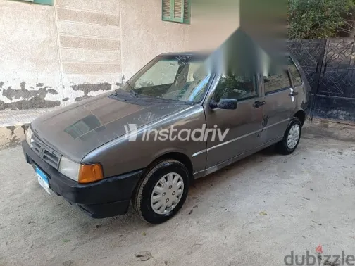 فيات اونو 1990 فضي مستعملة للبيع - 2