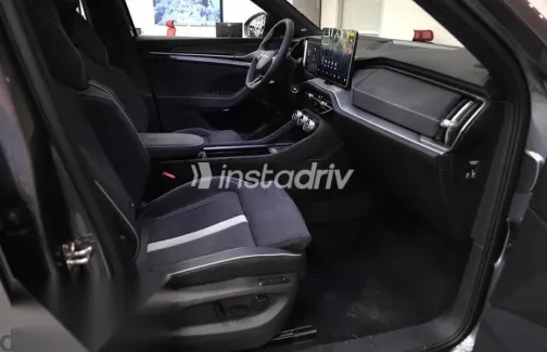 سكودا كودياك 2025 فضي جديدة للبيع - 7