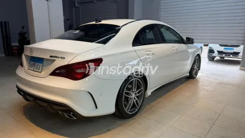 مرسيدس GLA 200 2018 أبيض مستعملة للبيع - 5