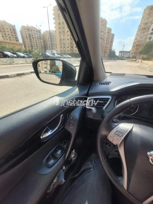 نيسان قشقاي 2016 أسود مستعملة للبيع - 2