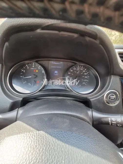 نيسان قشقاي 2016 أسود مستعملة للبيع - 4