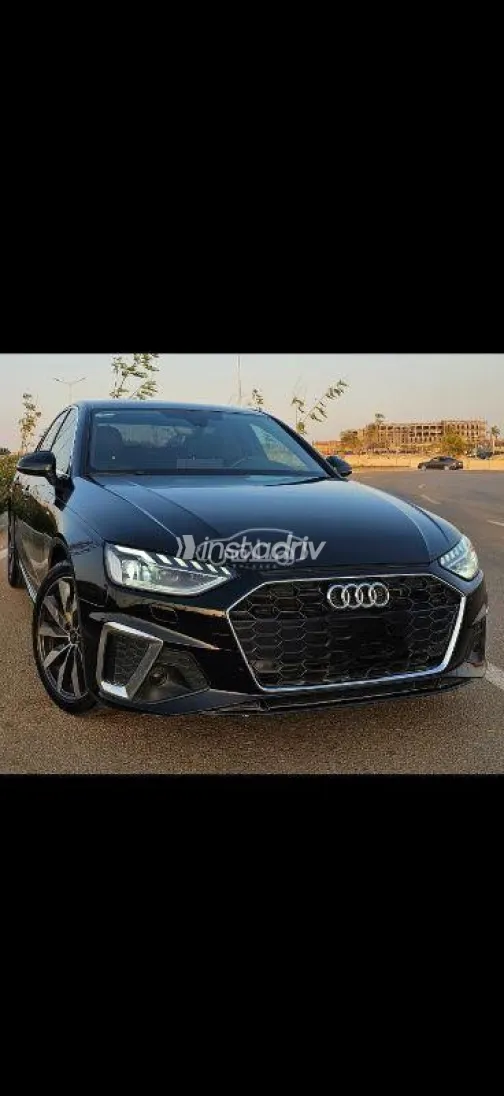 اودي A4 2023 أسود مستعملة للبيع - 2