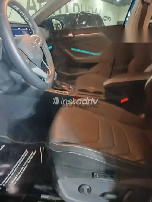 فولكس فاغن جيتا 2023 أزرق غامق جديدة للبيع - 7