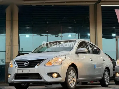 نيسان صنى 2026 فضي جديدة للبيع - 2