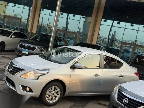 نيسان صنى 2026 فضي جديدة للبيع - 4