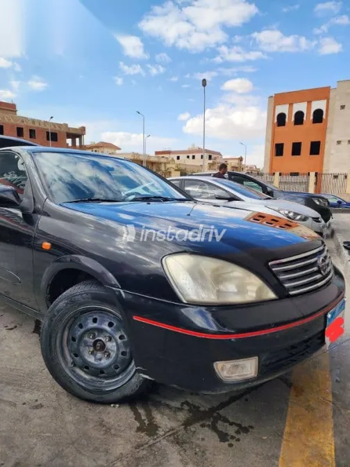 نيسان صنى 2013 أسود مستعملة للبيع - 1