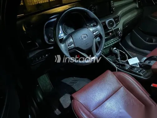 Hyundai Tucson 2021 Brown Used for Sale - 3