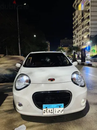 جيلي باندينو 2015 أبيض مستعملة للبيع