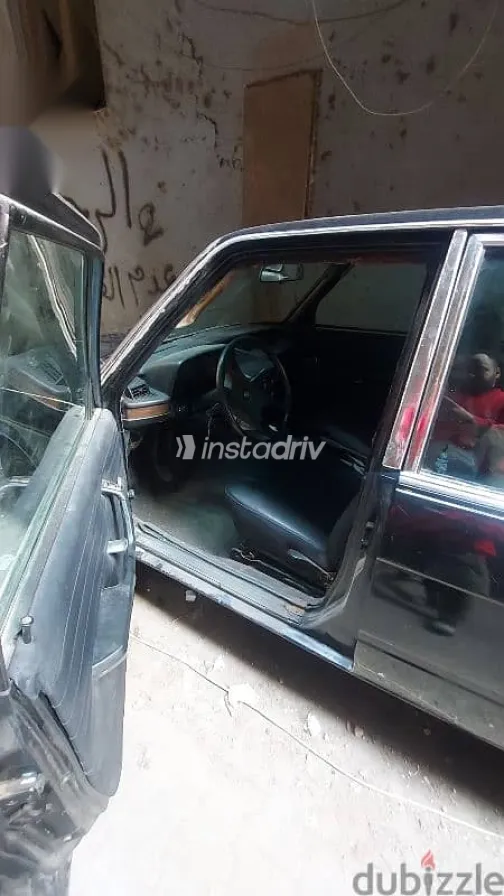 بي ام دبليو 520 1981 أسود مستعملة للبيع - 4