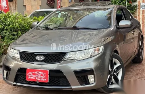 كيا سيراتو 2013 رمادي مستعملة للبيع - 9