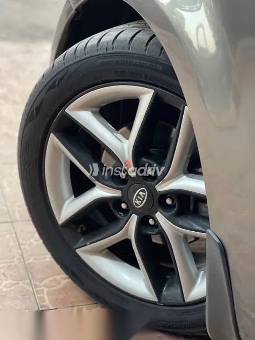 كيا سيراتو 2013 رمادي مستعملة للبيع - 10