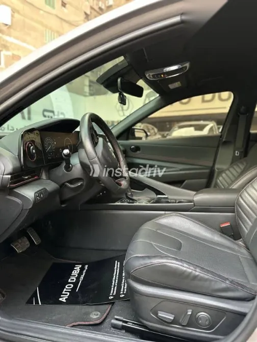 هيونداي افانتي 2024 رمادي جديدة للبيع - 9