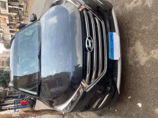 هيونداي توسان 2018 أبيض مستعملة للبيع