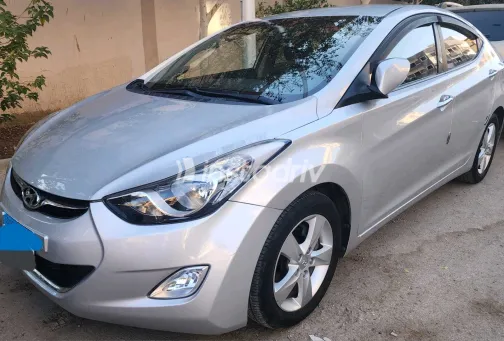 Hyundai Avante 2012 White Used for Sale - 2