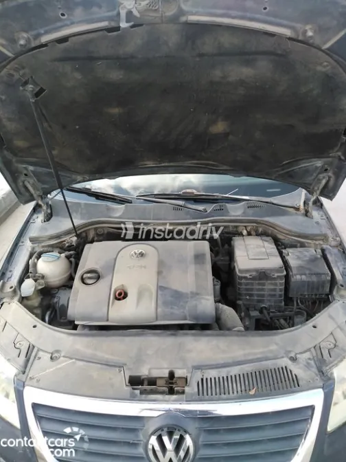 فولكس فاغن باسات 2006 أبيض مستعملة للبيع - 4