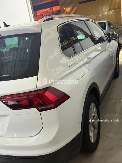 فولكس فاغن تيجون 2018 أبيض مستعملة للبيع - 3