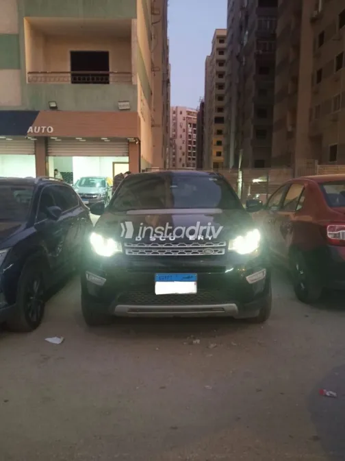 Land Rover Discovery sport 2015 White Used for Sale - 8