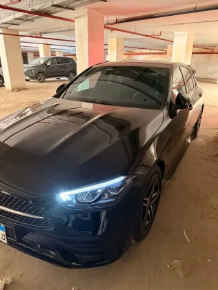 مرسيدس C 180 2025 أبيض مستعملة للبيع