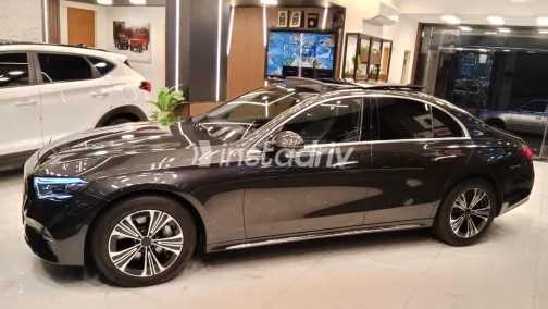 Mercedes E 200 2024 White Used for Sale - 1