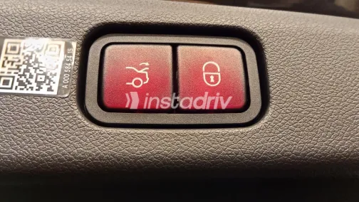 Mercedes E 200 2024 White Used for Sale - 3