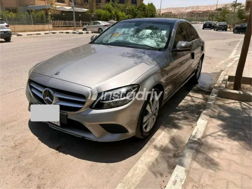 مرسيدس C 180 2019 أبيض مستعملة للبيع - 3