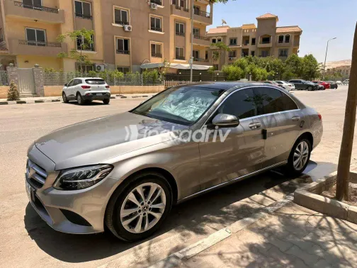مرسيدس C 180 2019 أبيض مستعملة للبيع - 4