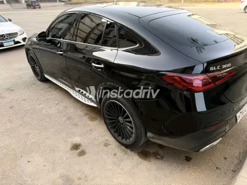 مرسيدس GLC 300 2024 أبيض مستعملة للبيع - 4