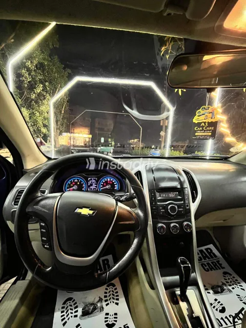 Chevrolet Optra 2022 White Used for Sale - 3