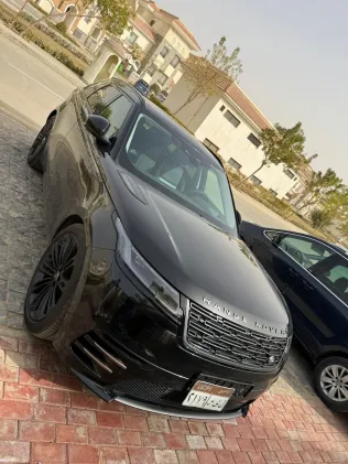 لاند روفر رنج روفر 2025 أبيض مستعملة للبيع