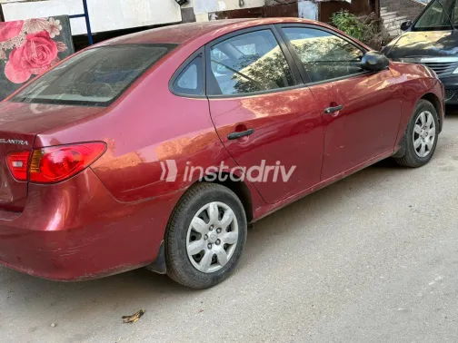 هيونداي إلنترا 2010 أبيض مستعملة للبيع - 1