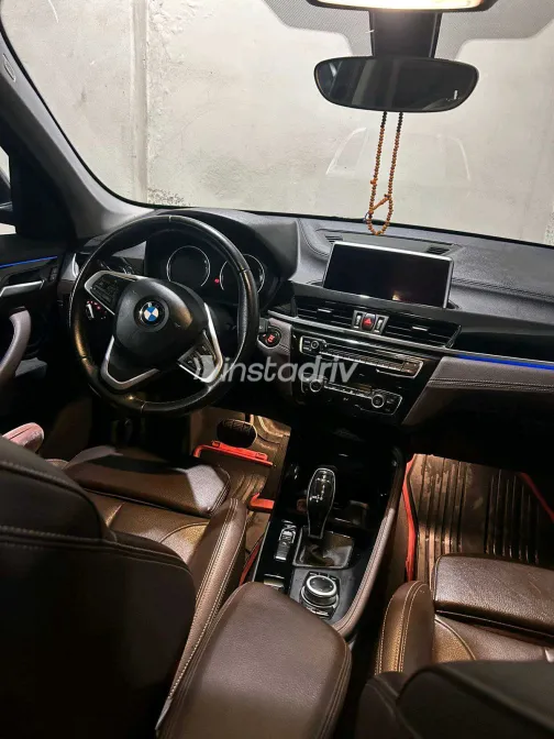 بي ام دبليو X1 2020 أبيض مستعملة للبيع - 3