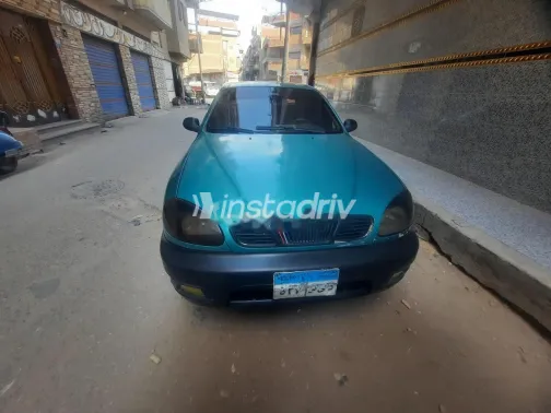 دايو لانوس 1999 أخضر مستعملة للبيع - 1