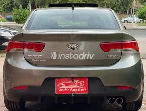 كيا سيراتو كوبيه 2013 رمادي مستعملة للبيع - 4