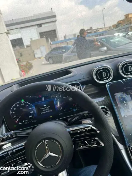 Mercedes GLC 300 2023 White Used for Sale - 3