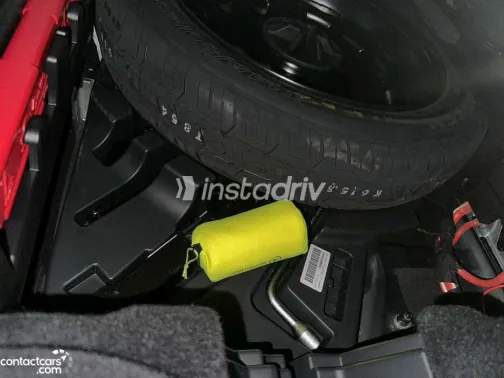 Mercedes GLC 300 2023 White Used for Sale - 6