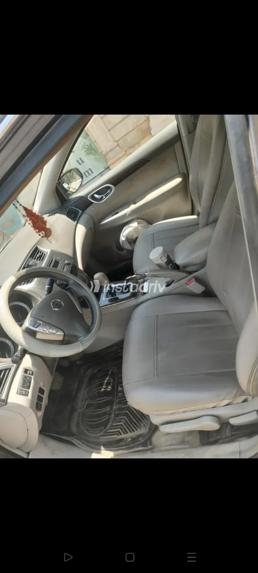 نيسان سنترا 2018 أبيض مستعملة للبيع - 3